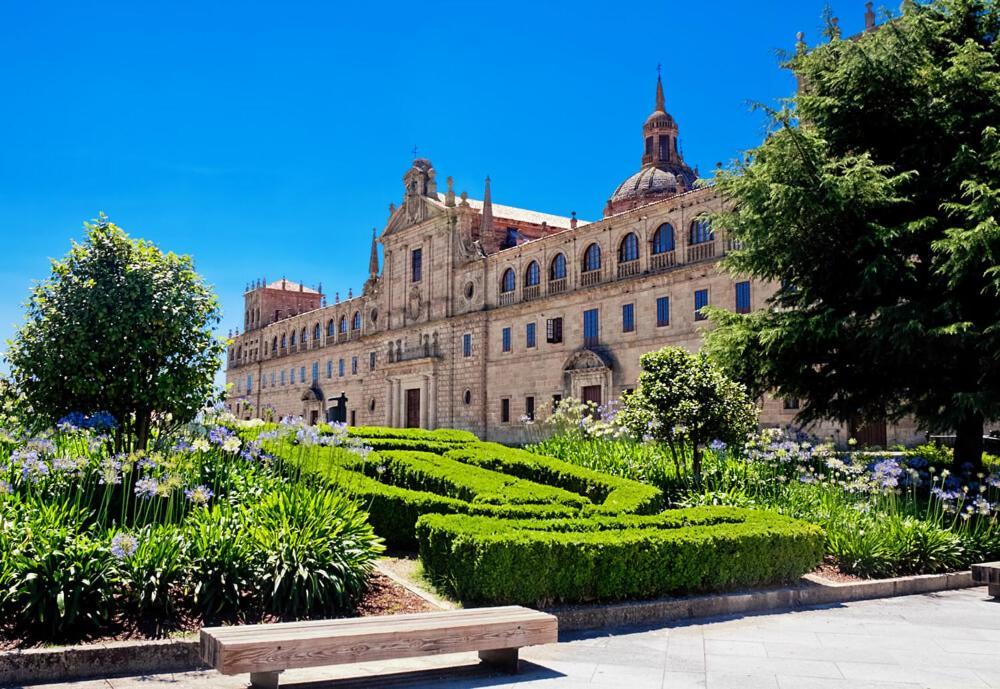 Casa Jardin Villa Monforte De Lemos Exterior photo